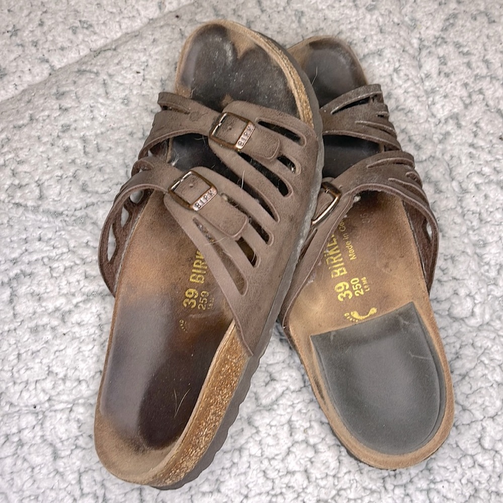 GRENADA BIRKENSTOCKS size 39